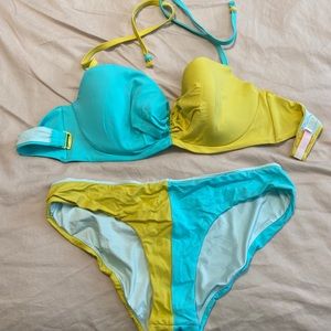 Victorias Secret Bikini M bottom 36D top